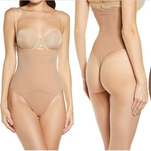 HoneyLove Super Power Thong